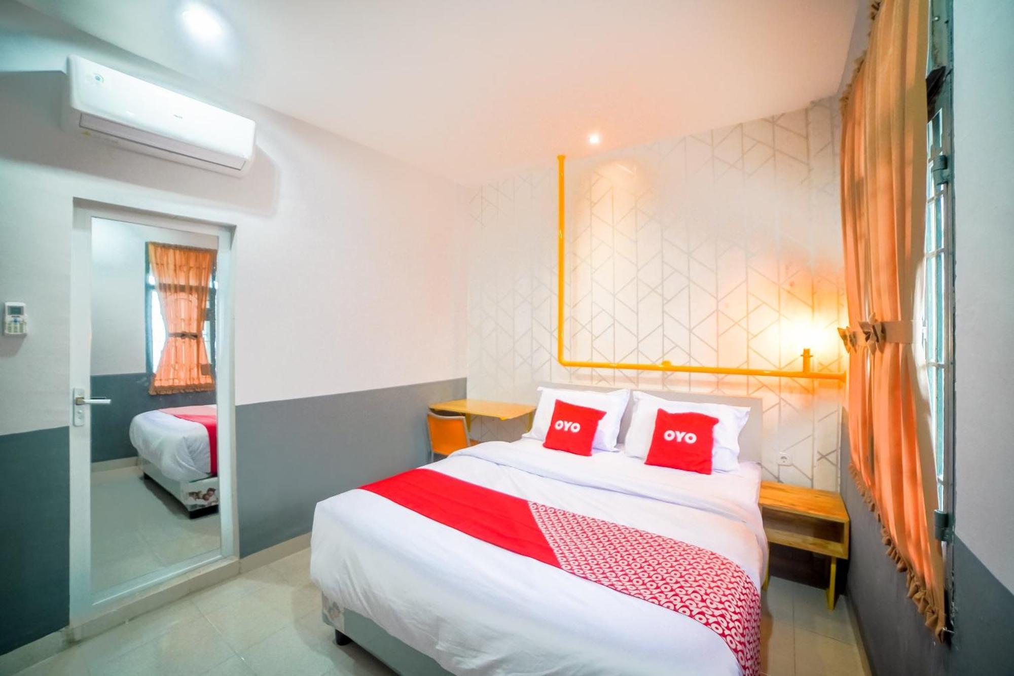 Capital O 90874 Millenium Inn 2 Medan Exterior foto