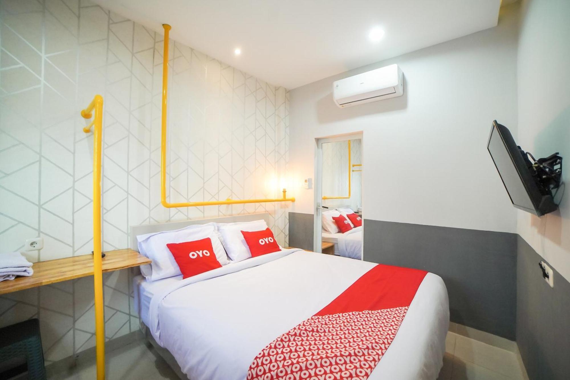 Capital O 90874 Millenium Inn 2 Medan Exterior foto